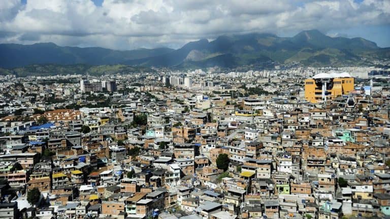 ABRINDO AS PORTAS DA FAVELA: STARTUPS UNEM FORÇAS PARA DEMOCRATIZAR ENTREGAS EM COMUNIDADES
