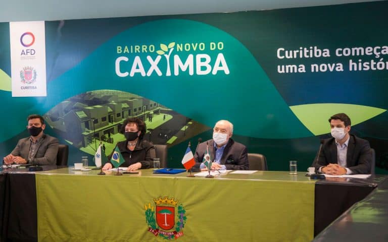 PREFEITURA DE CURITIBA E AFD ASSINAM FINANCIAMENTO PARA O CAXIMBA