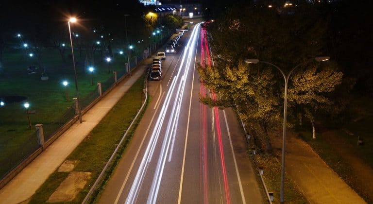 MERCEDES-BENZ E ENEL X INICIAM PARCERIA PARA A MOBILIDADE SUSTENTÁVEL