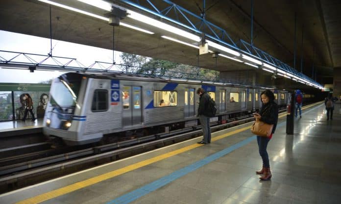 Governo de Minas assina concessão do metrô e São Paulo autoriza a licitação do Trem Intercidades. ANPTrilhos recebe com satisfação,