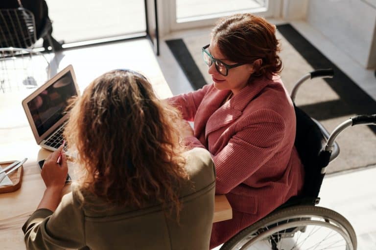 SP OFERECE CURSO DE APOIO E FORTALECIMENTO DO EMPREENDEDORISMO FEMININO ÀS MULHERES COM DEFICIÊNCIA DO ESTADO