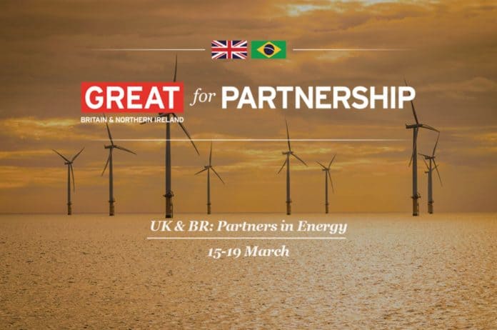 Footgrafia com a comunicação visual da conferência UK & Brazil: Partners in Energy