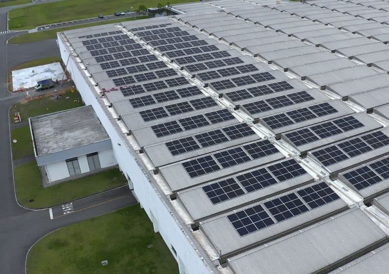 BMWS PRODUZIDOS COM ENERGIA SOLAR EM ARAQUARI