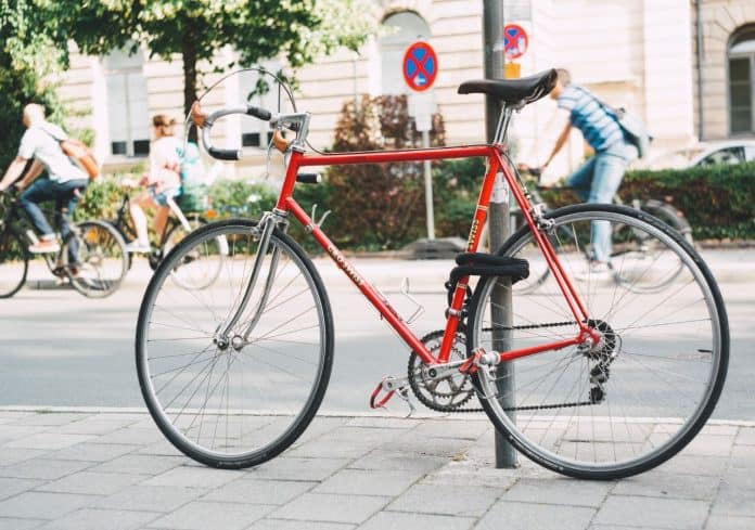 Fotografia de bicicleta relacionado ao futuro da mobilidade