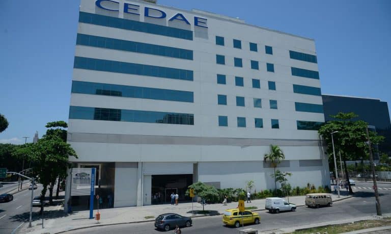 LEILÃO DA CEDAE ARRECADA MAIS DE R$ 22 BI