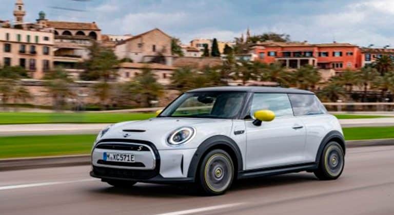 RECÉM-LANÇADO, MINI COOPER SE ELÉTRICO TEM MAIS DE 30 MIL UNIDADES VENDIDAS EM TODO O MUNDO