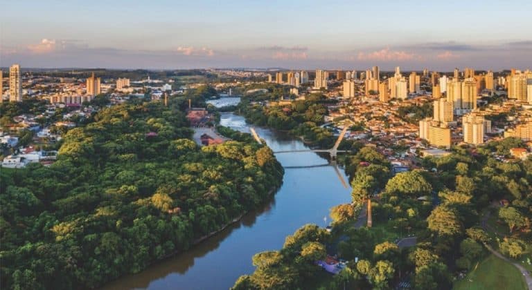 INICIATIVAS DE SP EXPÕEM ÊXITO DE PARCERIA ENTRE SETORES PRODUTIVOS E ACADEMIA