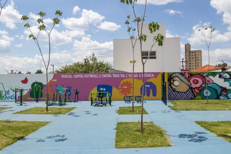 A IMPORTÂNCIA DA PRIMEIRA INFÂNCIA NA MOBILIDADE URBANA