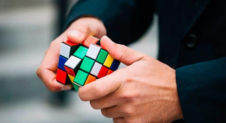 DINÂMICA DESAFIO – OPORTUNIDADE: TRÊS MOTIVOS PARA INOVAR COM FOCO EM PROBLEMAS E NÃO NAS SOLUÇÕES