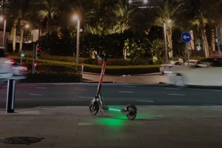 PATINETE ELÉTRICO: EM DUBAI, O SOL NÃO É O LIMITE