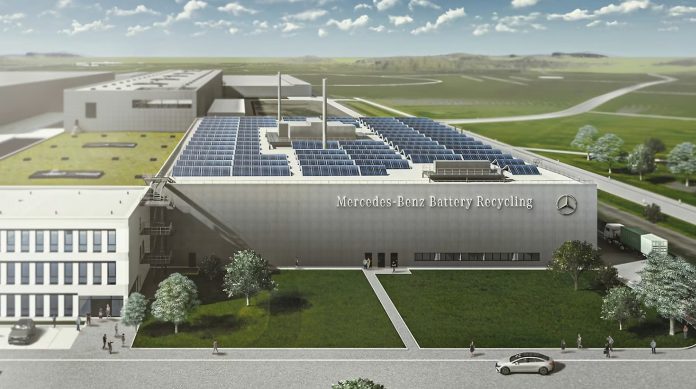 Mercedes-Benz inaugura fábrica de reciclagem de baterias