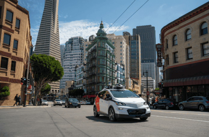 Carros robôs já fazem parte da mobilidade urbana no mundo