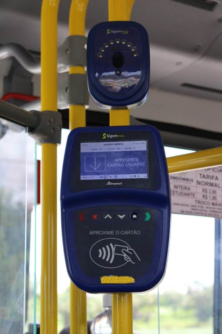 TECNOLOGIA DE RECONHECIMENTO FACIAL PARA A MELHORIA DO TRANSPORTE PÚBLICO