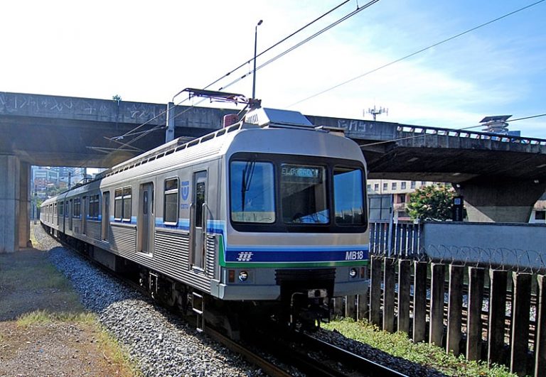 TRANSPORTE PÚBLICO COLETIVO E DE QUALIDADE NO RECIFE – DELÍRIO OU REALIDADE?