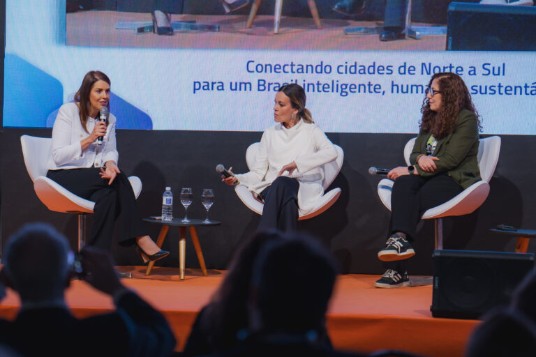 Cidade CSC 2025 destaca comunicação pública, transformação digital e segurança viária como pilares das cidades inteligentes