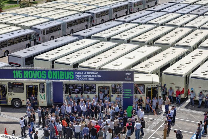 Cidades da Região Metropolitana de Curitiba ganham 115 novos ônibus para transporte coletivo