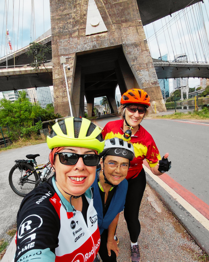 O envelhecimento ativo sobre duas rodas: como a bicicleta pode transformar as cidades para uma população 60+